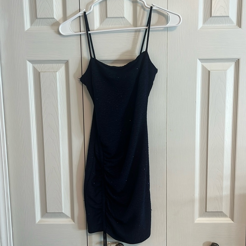 Dress
Size: Small Brand: Windsor Color: Navy Blue